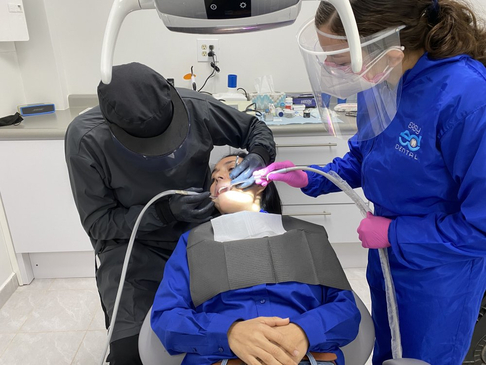 Slider image (8) Easy Dental